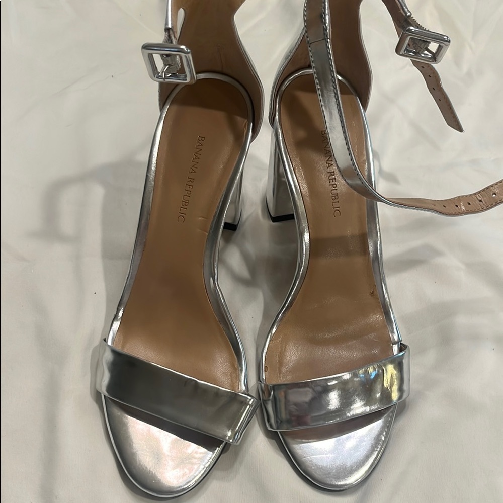 Banana Republic Women's Silver Heeled Sandals